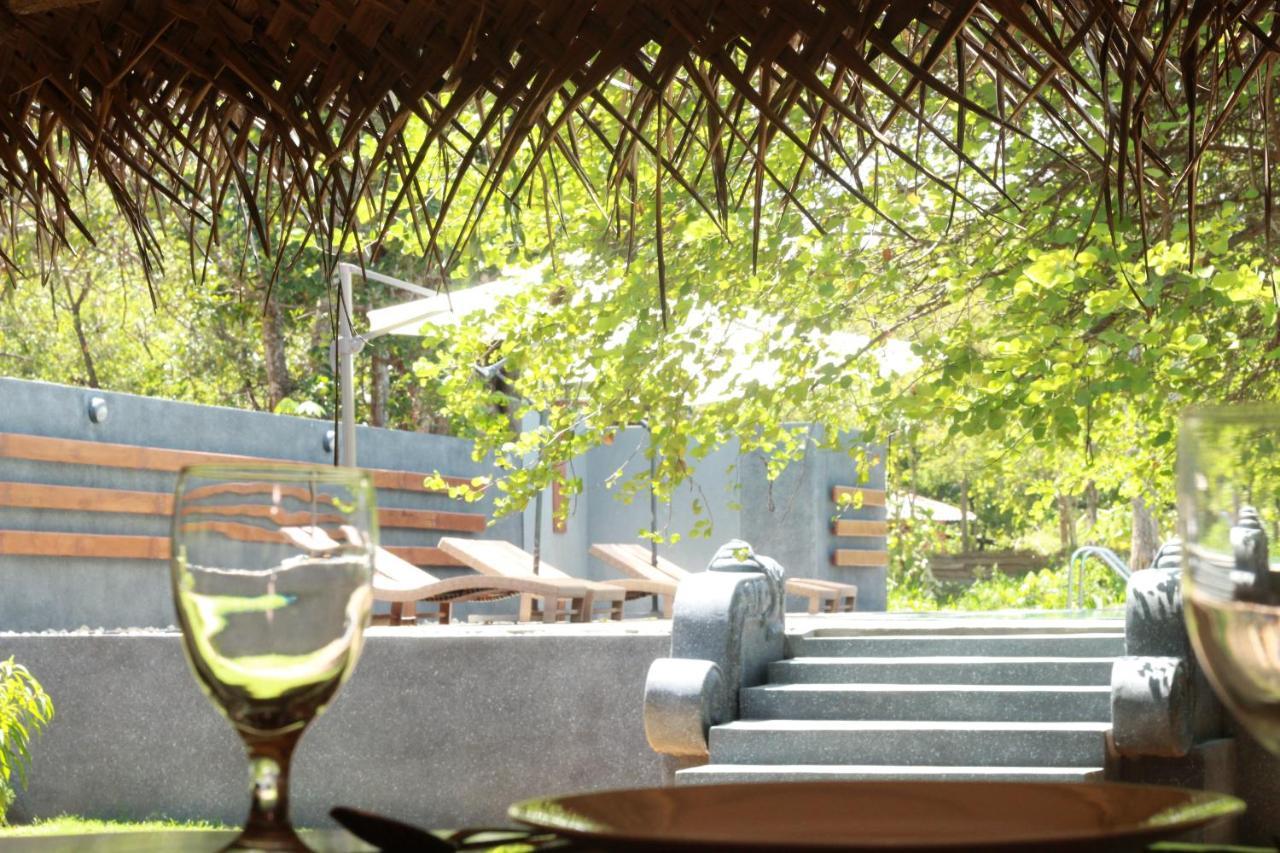 Hotel Cloudz Sigiriya Exterior foto