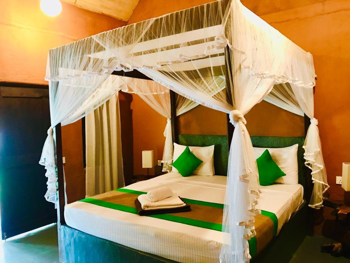 Hotel Cloudz Sigiriya Exterior foto